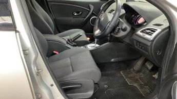 RENAULT MEGANE 1.5 dCi Dynamique TomTom EDC Euro 5 5dr