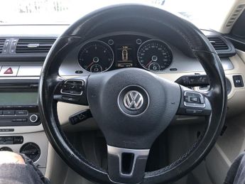 VOLKSWAGEN PASSAT 2.0 TDI Highline Plus