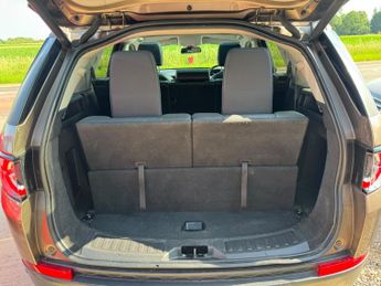 LAND ROVER DISCOVERY SPORT 2.0 TD4 HSE