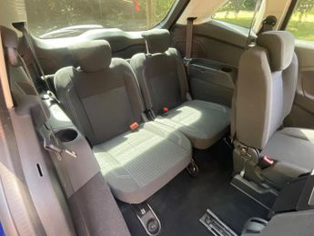 FORD GRAND C-MAX 1.5 TDCi Zetec Powershift Euro 6 (s/s) 5dr