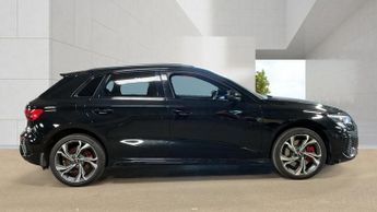 AUDI A3 1.4 TFSIe 45 S line Competition