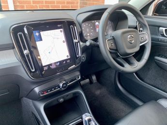 VOLVO XC40 1.5 Inscription Pro T3 (163 hp) Auto