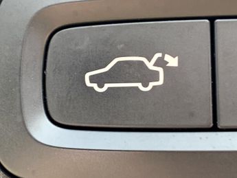 VOLVO XC40 1.5 Inscription Pro T3 (163 hp) Auto