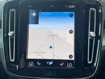 VOLVO XC40 1.5 Inscription Pro T3 (163 hp) Auto