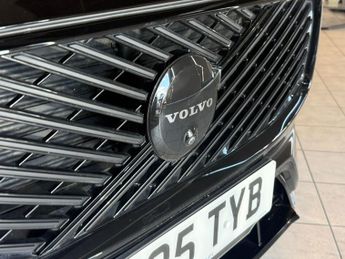 VOLVO XC60 2.0 Black Edition Plus T6 AWD (350 hp)