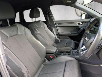 AUDI Q3 2.0 TDI 35 Black Edition S Tronic Euro 6 (s/s) 5dr