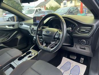 FORD FOCUS 1.0 T EcoBoost ST-Line