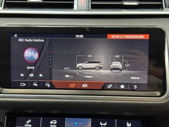 LAND ROVER RANGE ROVER VELAR 2.0 D180 R-Dynamic HSE Auto 4WD Euro 6 (s/s) 5dr