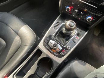 AUDI A4 2.0 TDI SE Technik Euro 5 (s/s) 4dr