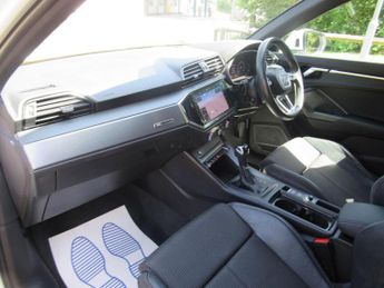 AUDI Q3 2.0 TDI 35 S line S Tronic Euro 6 (s/s) 5dr