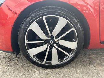 RENAULT CLIO 1.5 Dynamique S MediaNav dCi 90 EDC Auto
