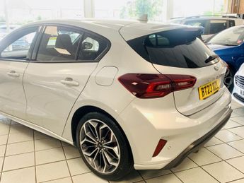 FORD FOCUS 1.0 Focus ST-Line X 5 door 1.0L EcoBoost 125PS mHEV FWD 7 Speed 