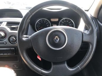 RENAULT MEGANE 1.6 VVT Dynamique
