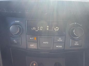 SUZUKI SWIFT 1.2 SZ4 AUTO