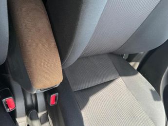SUZUKI SWIFT 1.2 SZ4 AUTO