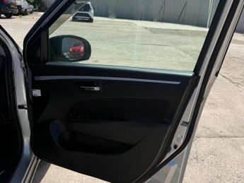 SUZUKI SWIFT 1.2 SZ4 AUTO