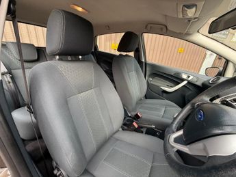 FORD FIESTA 1.4 Zetec