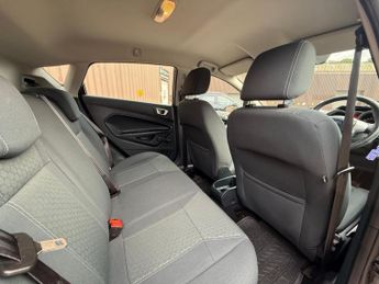 FORD FIESTA 1.4 Zetec