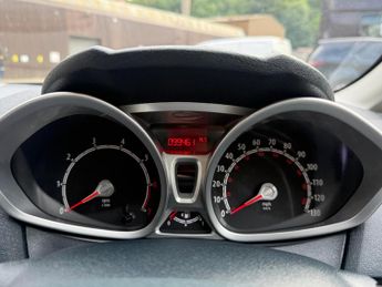 FORD FIESTA 1.4 Zetec