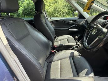 VAUXHALL ZAFIRA TOURER 1.4 i Turbo SRi