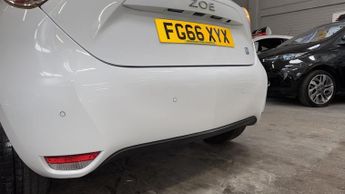 RENAULT ZOE Dynamique Nav Electric Automatic White 5dr 1 KEEPER+LOW MILES+SN