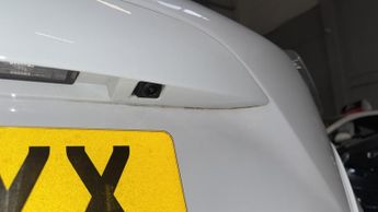 RENAULT ZOE Dynamique Nav Electric Automatic White 5dr 1 KEEPER+LOW MILES+SN