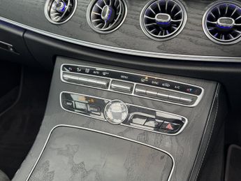MERCEDES-BENZ E CLASS 2.0 E220d AMG Line