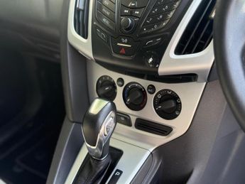 FORD FOCUS 1.6 Zetec Powershift Euro 5 5dr
