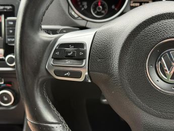 VOLKSWAGEN GOLF 2.0 TDI GTD