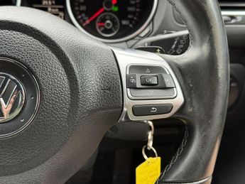 VOLKSWAGEN GOLF 2.0 TDI GTD
