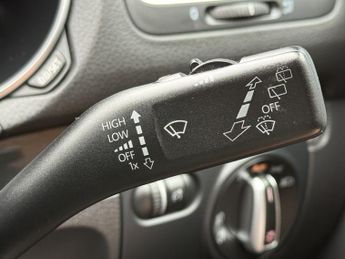VOLKSWAGEN GOLF 2.0 TDI GTD