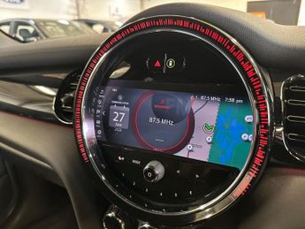 MINI ELECTRIC HATCH Cooper SE 32.6kWh Level 2 Auto 3dr