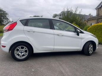 FORD FIESTA 1.5 TDCi ECOnetic Zetec Euro 6 (s/s) 5dr