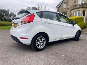 FORD FIESTA 1.5 TDCi ECOnetic Zetec Euro 6 (s/s) 5dr