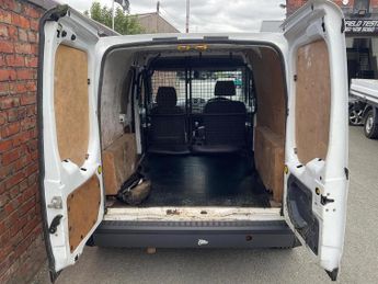 FORD TRANSIT CONNECT 1.8 TDCi T200 Trend L1 H1 4dr