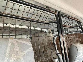 FORD TRANSIT CONNECT 1.8 TDCi T200 Trend L1 H1 4dr