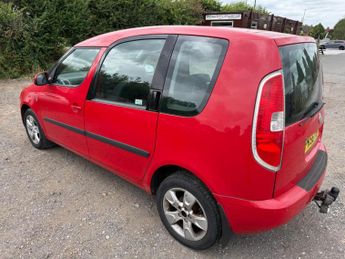 SKODA ROOMSTER 1.9 TDI Pure Drive 2 5dr