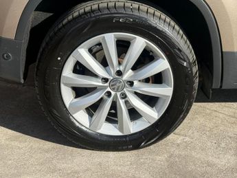 VOLKSWAGEN TIGUAN 2.0 TDI BlueMotion Tech Match
