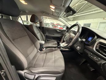 KIA RIO 1.4 2