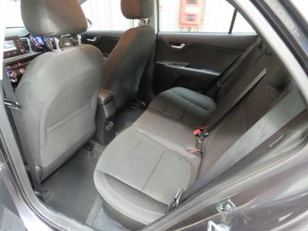 KIA RIO 1.4 2