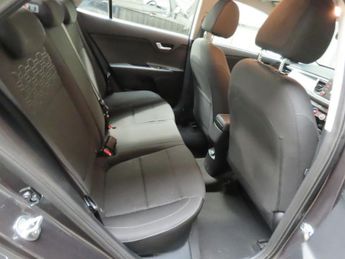 KIA RIO 1.4 2