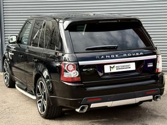 LAND ROVER RANGE ROVER SPORT 3.0 SD V6 HSE