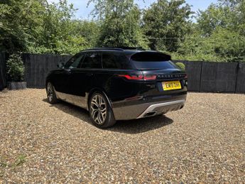 LAND ROVER RANGE ROVER VELAR 3.0 D300 R-Dynamic SE