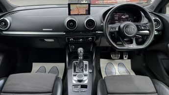 AUDI A3 1.6 TDI 30 Black Edition