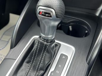 AUDI A3 1.6 TDI 30 Black Edition