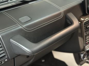 MERCEDES-BENZ G CLASS 5.5 G63 V8 BiTurbo AMG Edition 463