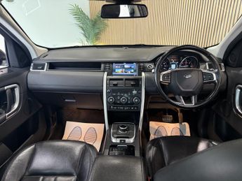 LAND ROVER DISCOVERY SPORT 2.0 TD4 HSE Black