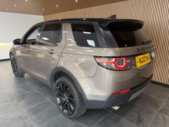 LAND ROVER DISCOVERY SPORT 2.0 TD4 HSE Black
