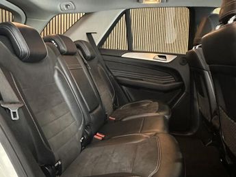 MERCEDES-BENZ M CLASS 3.0 ML350 V6 BlueTEC Sport