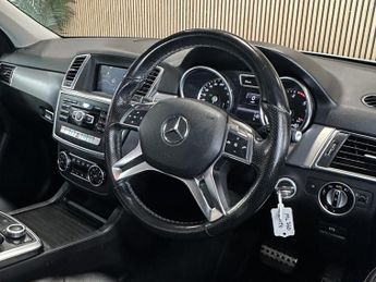 MERCEDES-BENZ M CLASS 3.0 ML350 V6 BlueTEC Sport